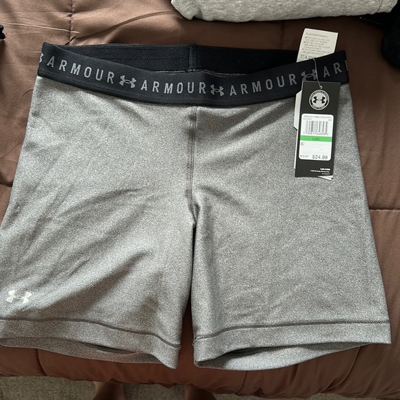 Under Armour Pants - BRAND NEW UNDER ARMOUR SHORTS